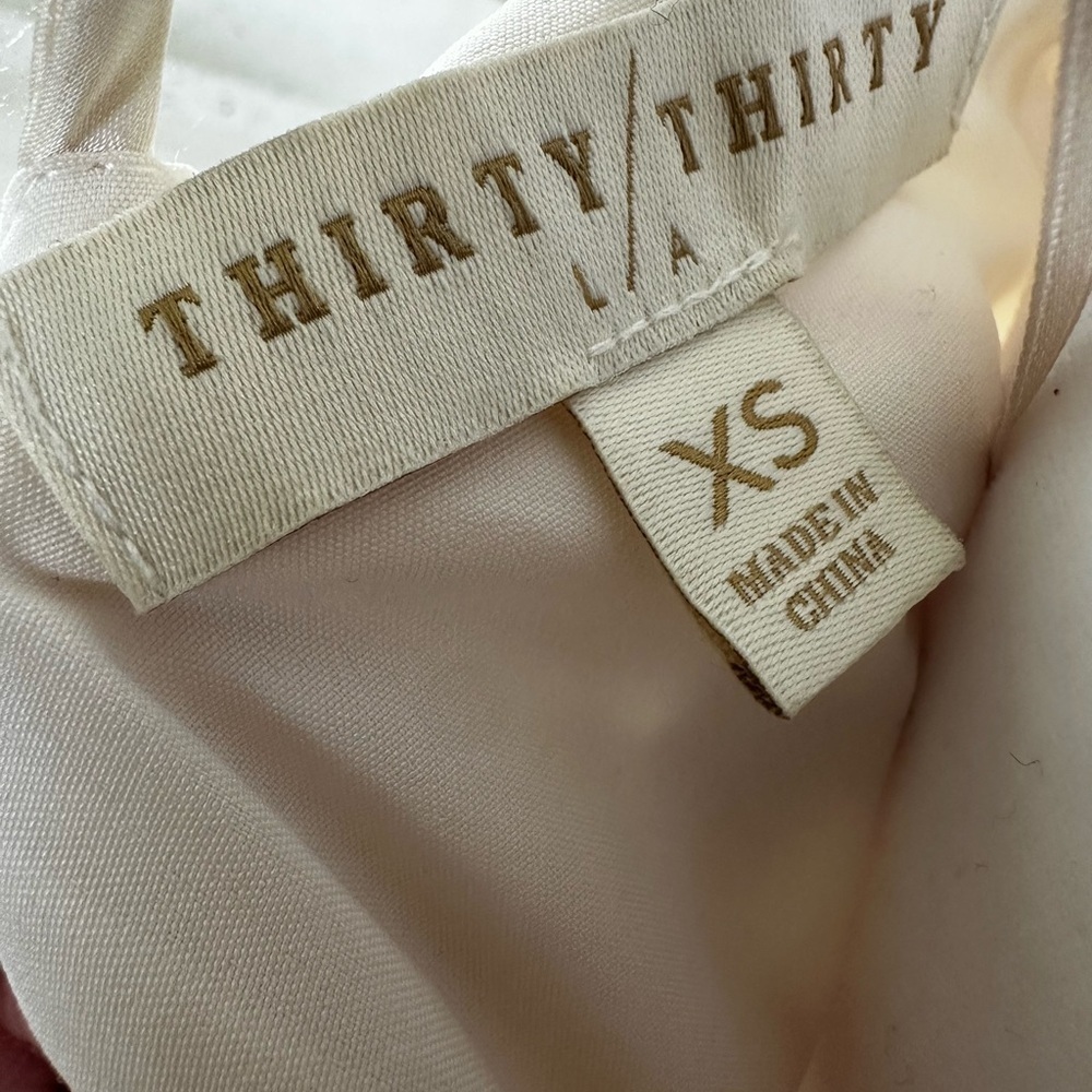 Thirty/thirty dress Elegant White Floral Gown - Picture 9 of 12